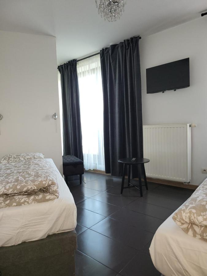 Amber Hostel Szlak クラクフ エクステリア 写真