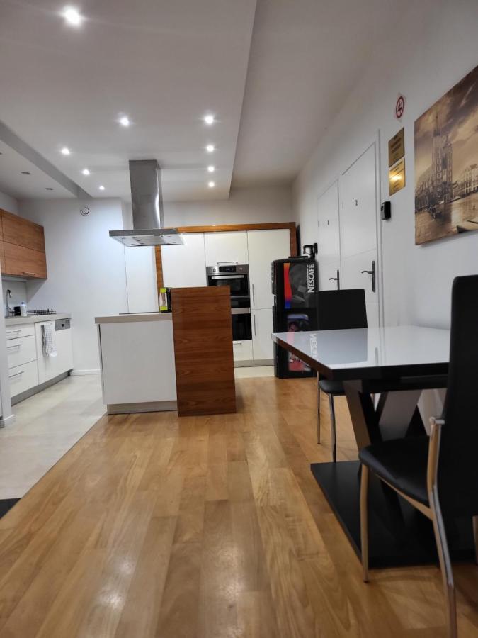 Amber Hostel Szlak クラクフ エクステリア 写真