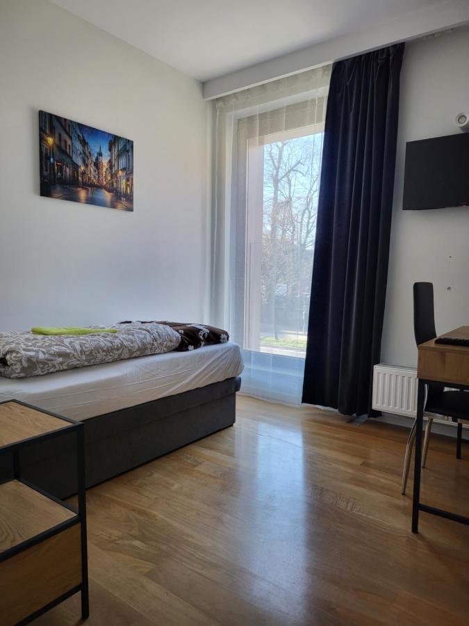 Amber Hostel Szlak クラクフ エクステリア 写真